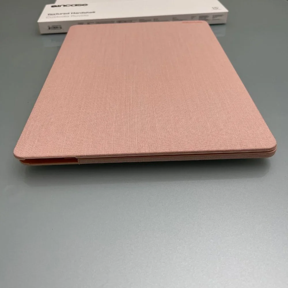 Incase Textured Hardshell For Macbook Pro 15